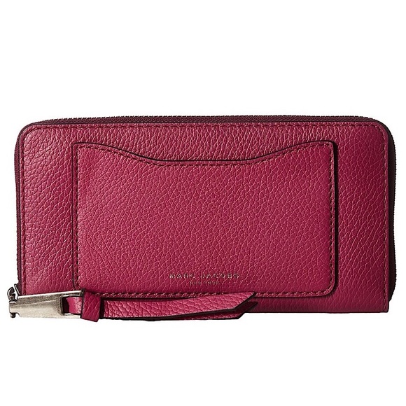 Marc Jacobs Recruit Standard Continental Wallet - Picture 3 of 8